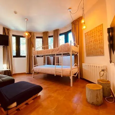 Ξενοδοχείο με διαμερίσματα Bluettravel Snow Confort Monte Gorbea